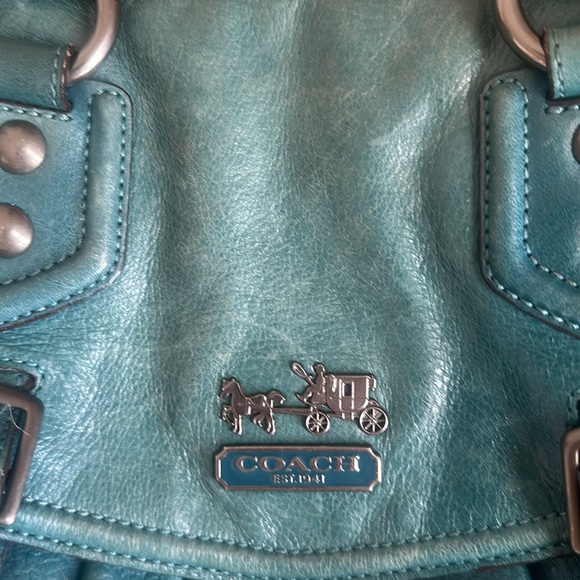 Coach purse - Picture 3 of 9